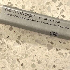 Dermaflage medium topical filter